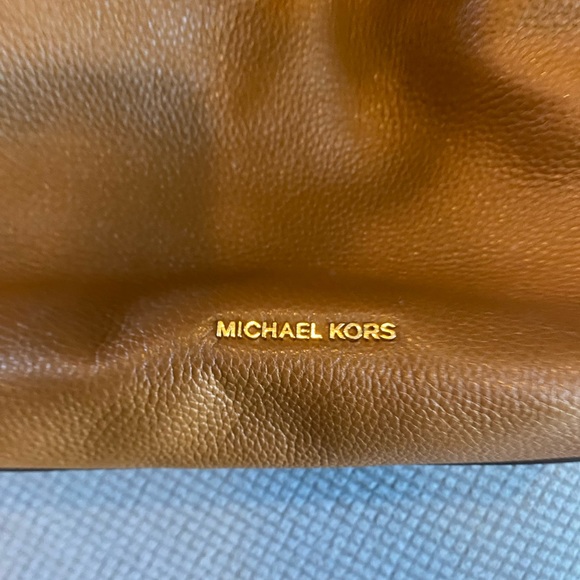 Michael Kors Brown Shoulder Bag - Picture 3 of 7